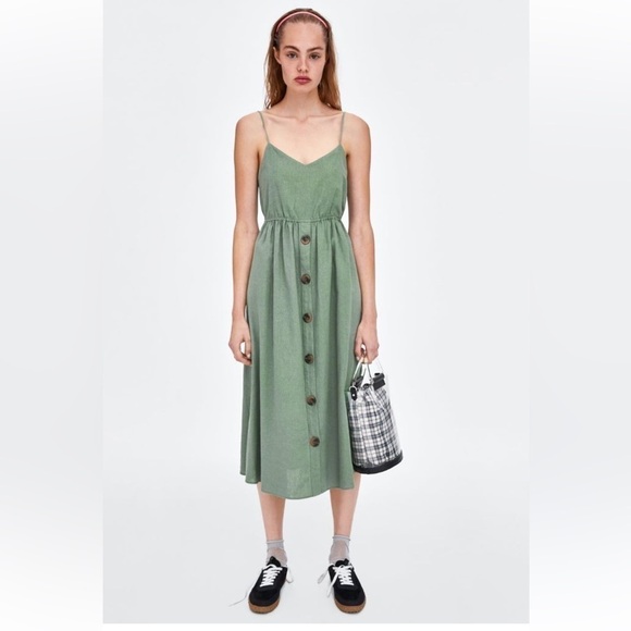 BBMW sage green tie back dress- Size Large - Picture 1 of 6